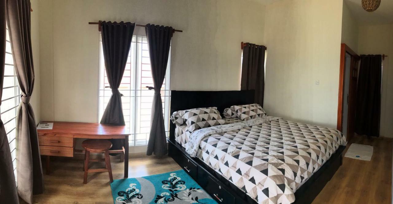 Oseda Nias Surf House Hotel Hilibotodane Exterior photo